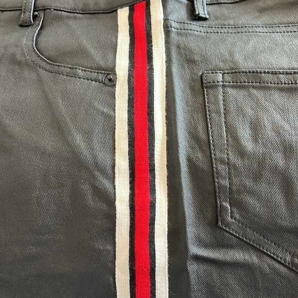 Signature 8 Black Mini Skirt Red and White Stripes Small - Picture 4 of 8